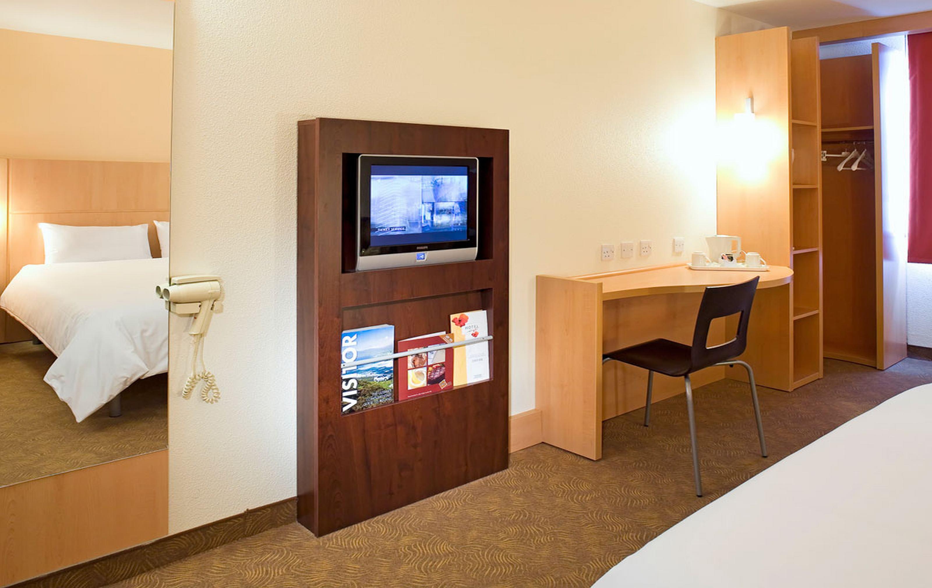 Ibis Hotel Дублін Екстер'єр фото