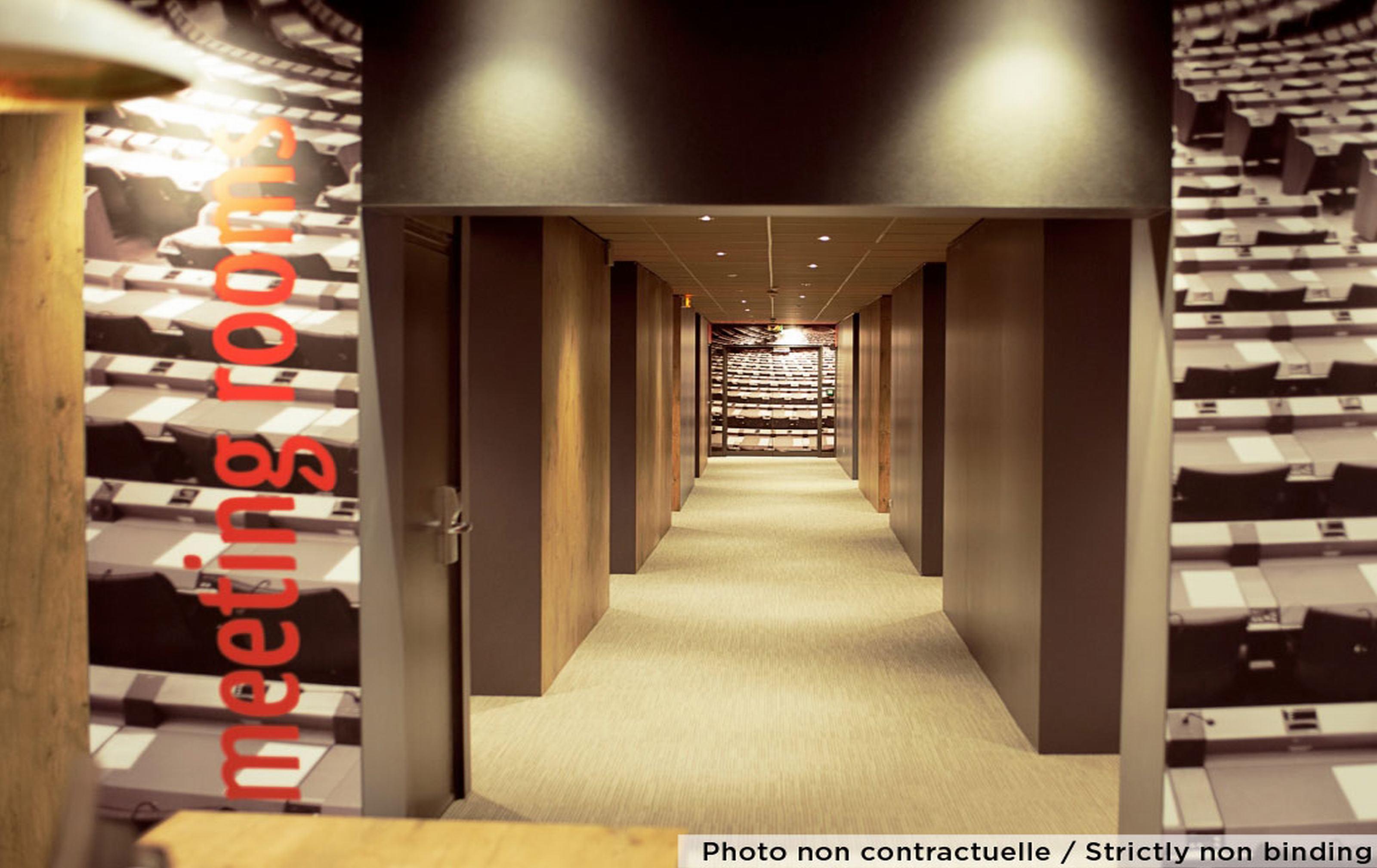 Ibis Hotel Дублін Екстер'єр фото