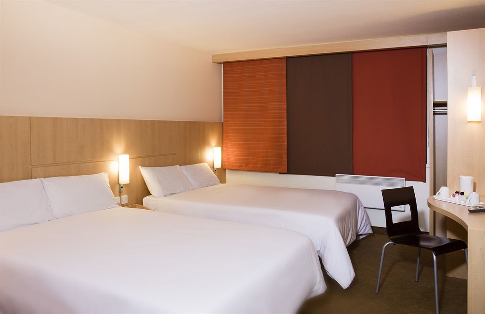 Ibis Hotel Дублін Екстер'єр фото